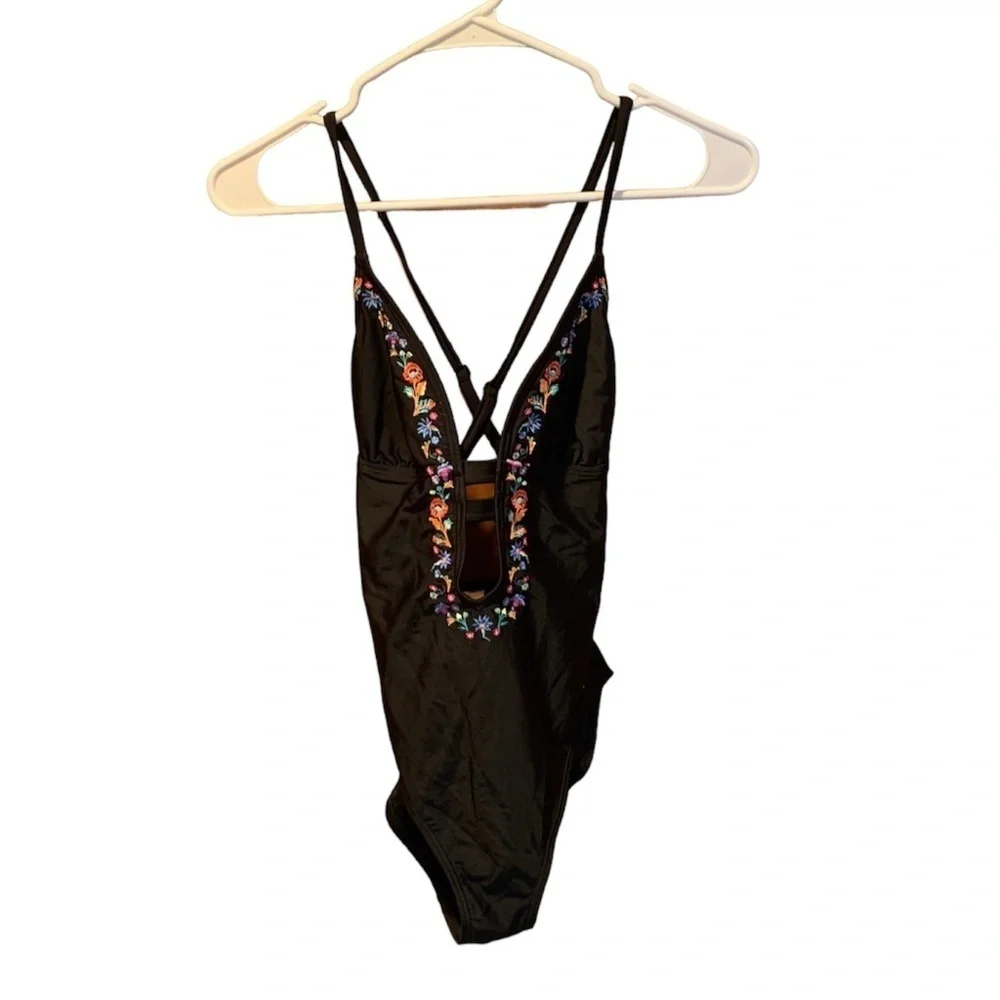 Lascana Floral One Piece Bathing Suit Black Size 2A/B